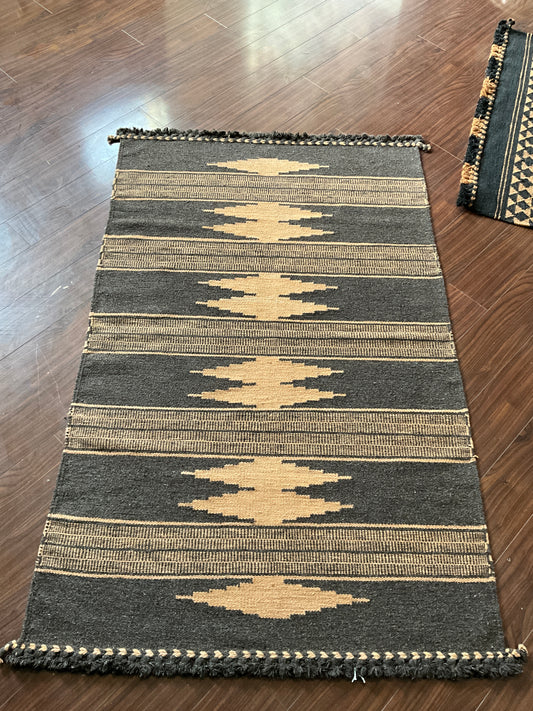 Hand woven wool rug 1