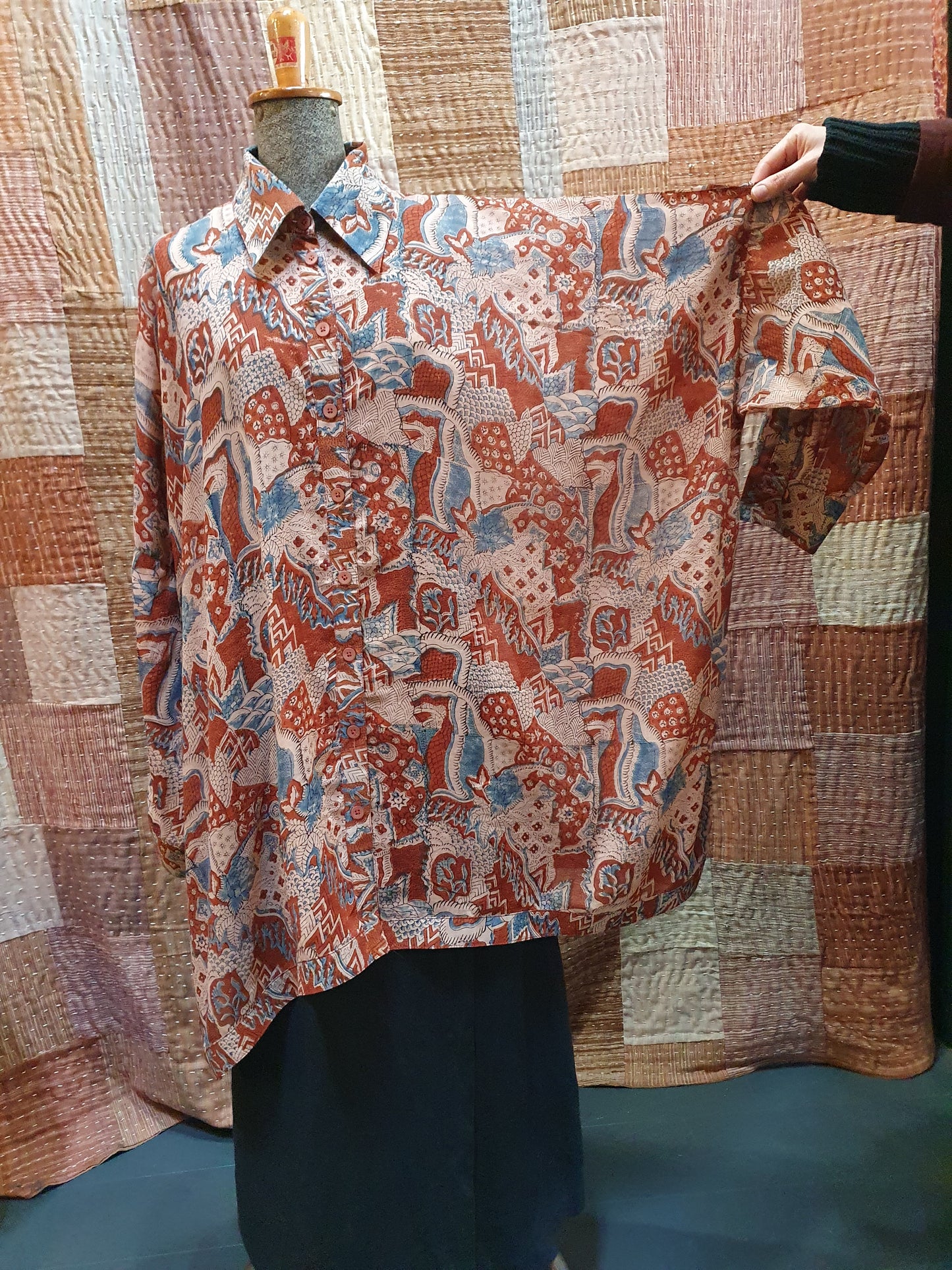 Oversized shirt in brown hand blockprinted cotton