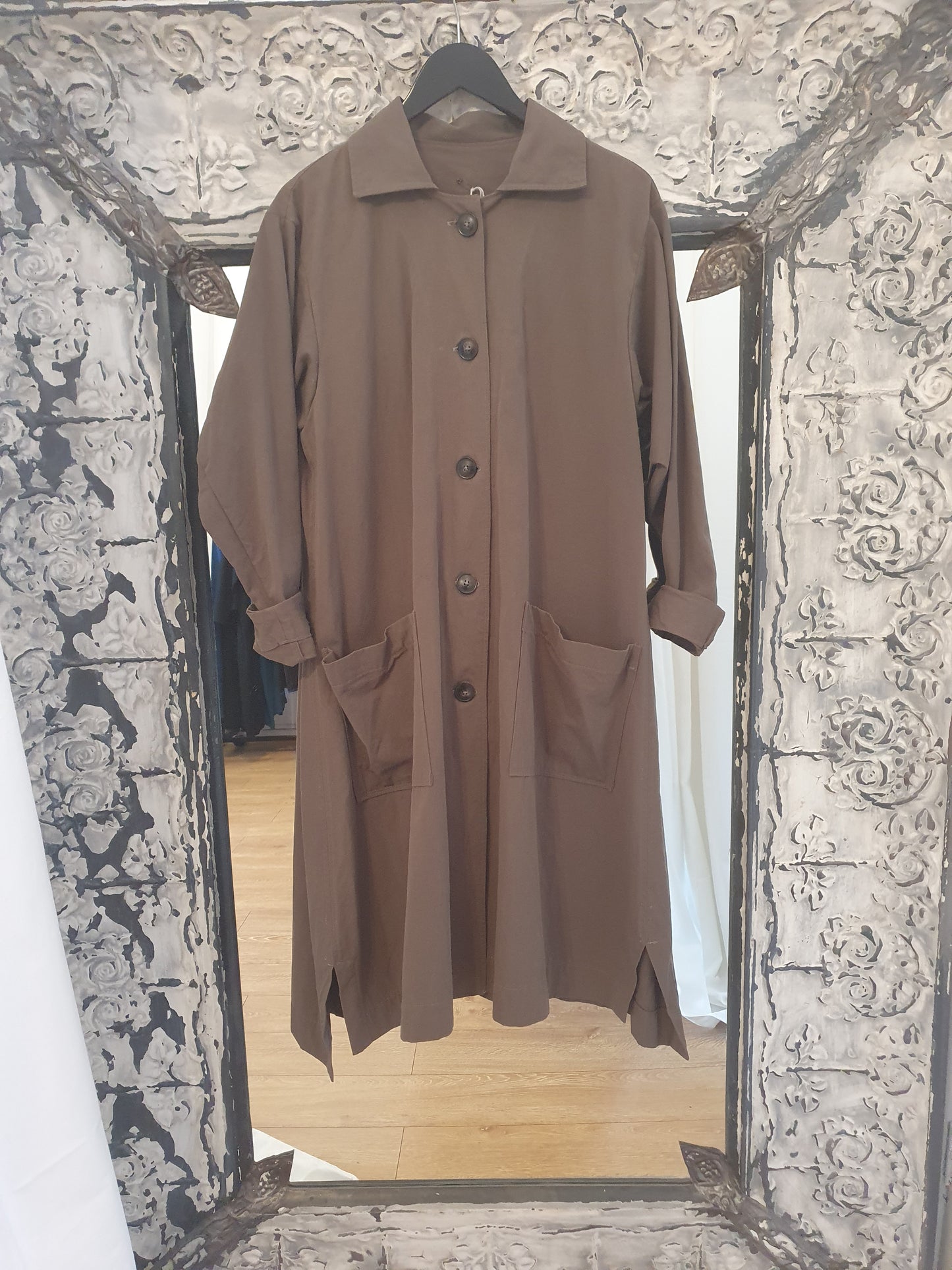 Swing coat in khaki organic cotton