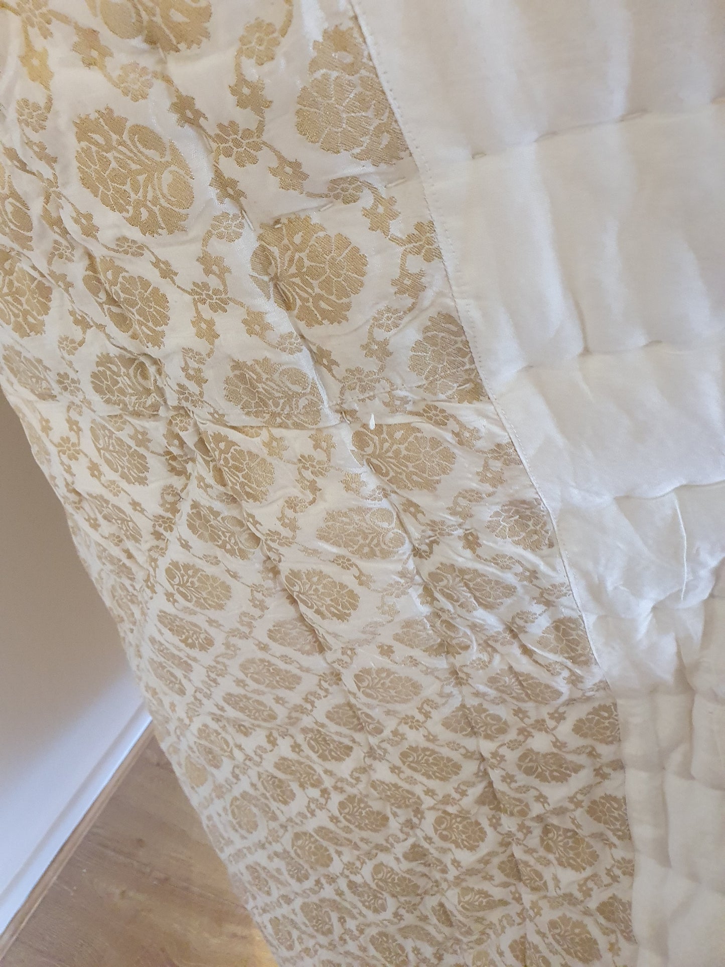 Maharini Quilt in Neutrals