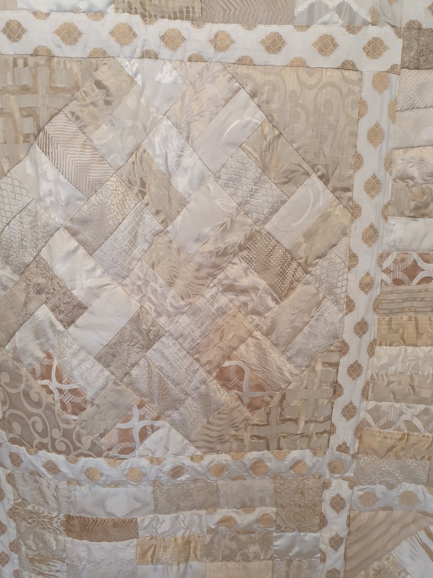 Maharini Quilt in Neutrals
