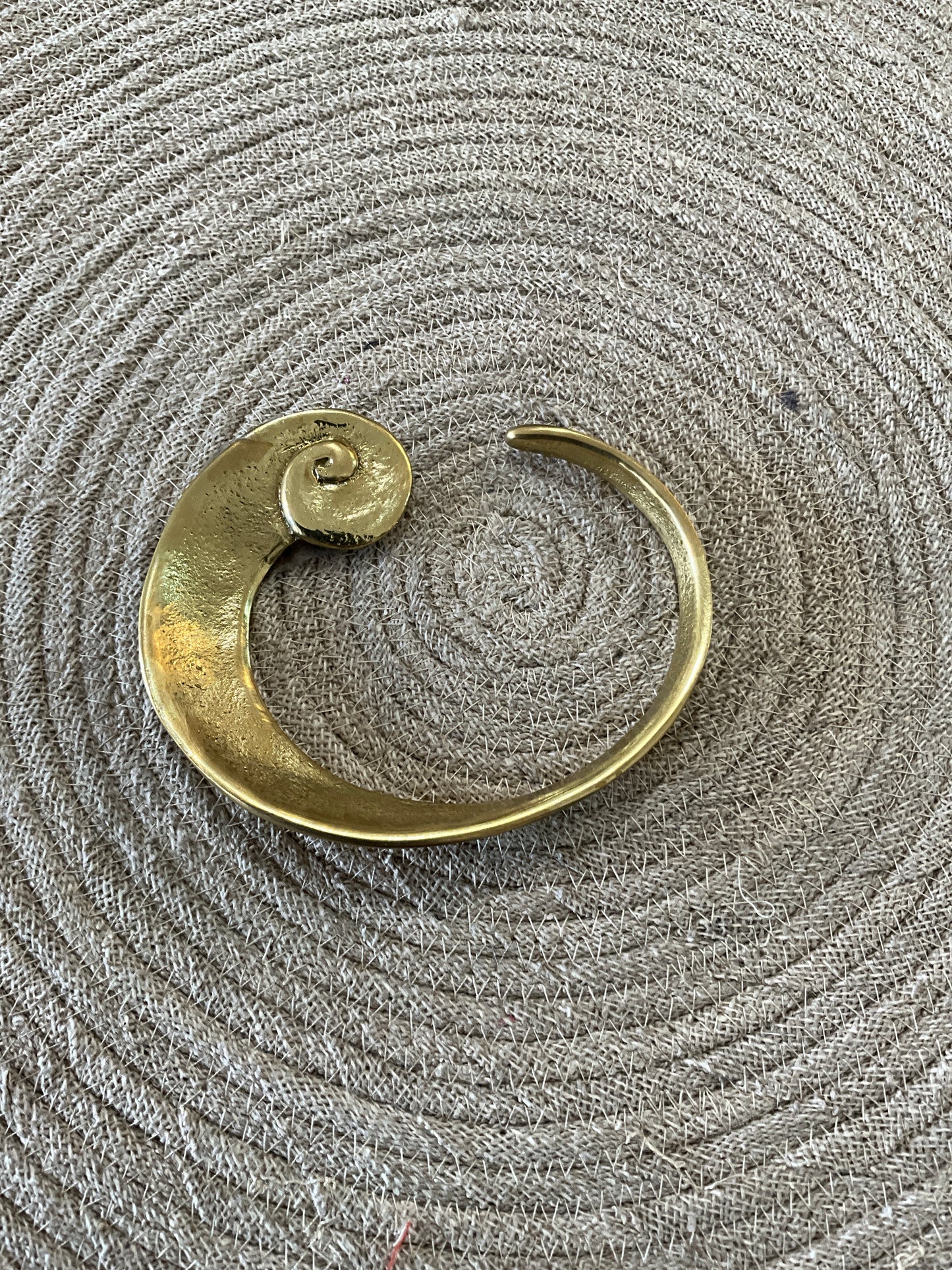 Brass shell bracelet