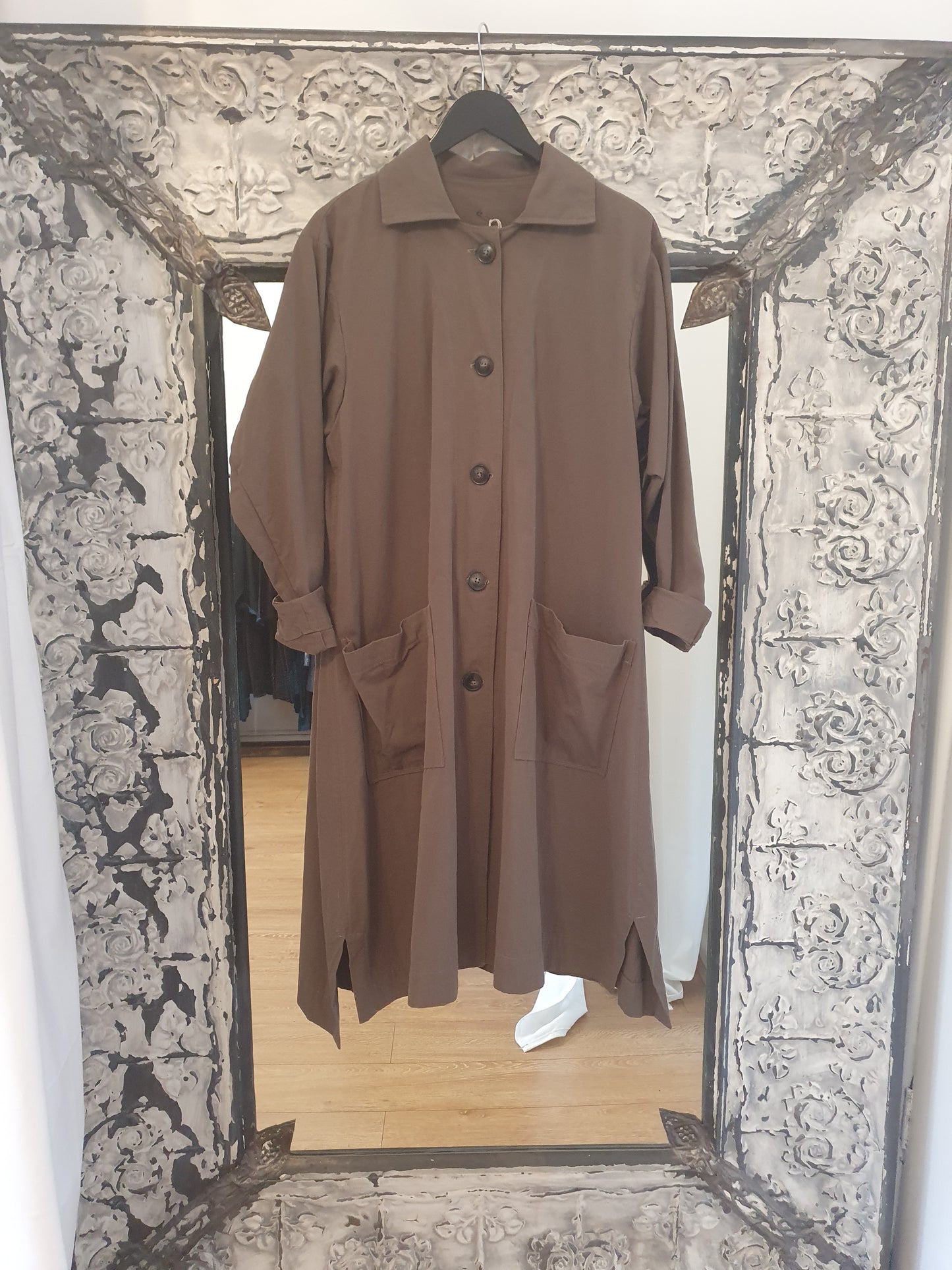 Swing coat in khaki organic cotton