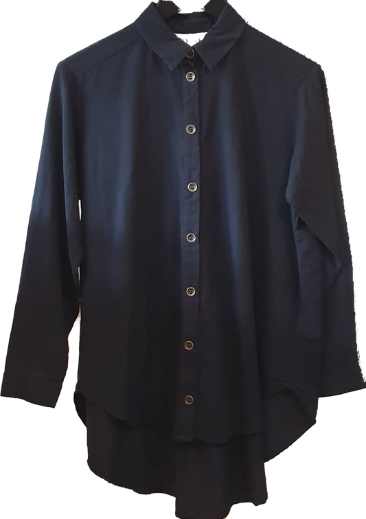 Stella back pleated shirt in black