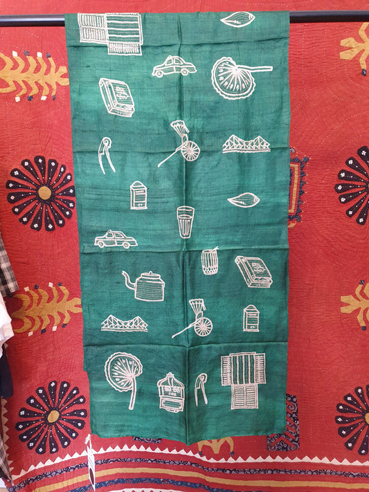 Silk scarf in emerald green with motifs