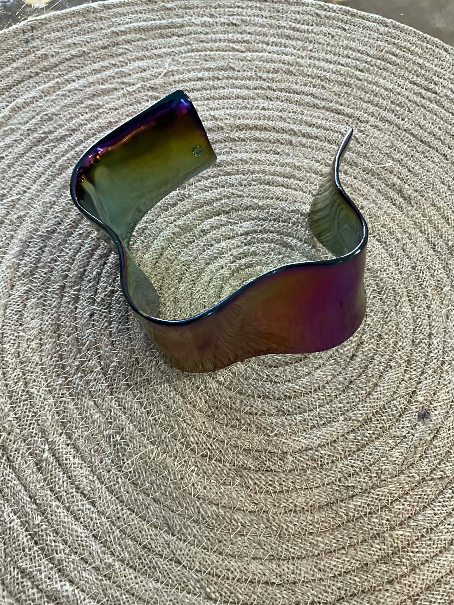 Large ribbon cuff